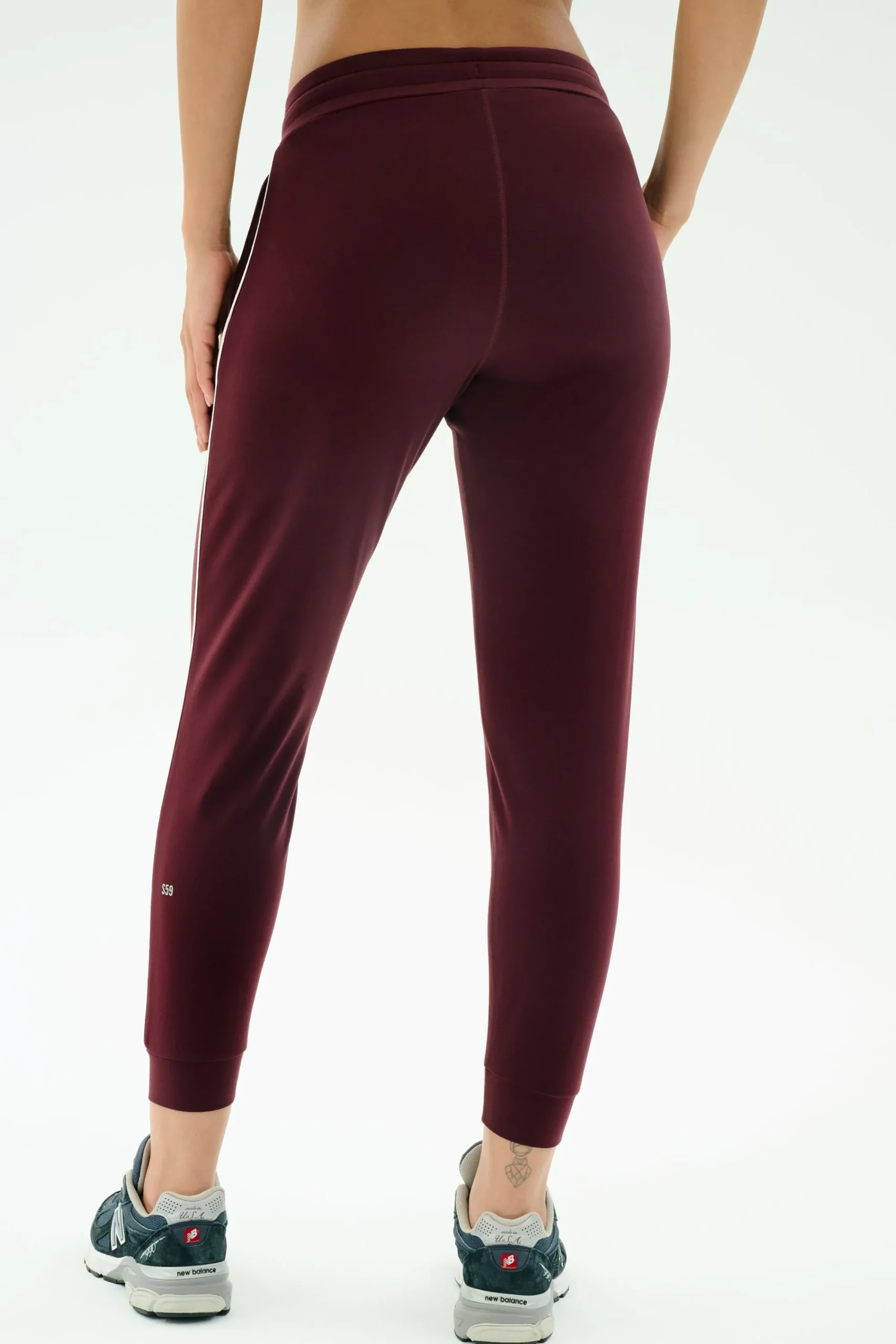 Fashion Airweight Jogger 7/8 with Piping Sweats & Tracksuits|Lifestyle Pants