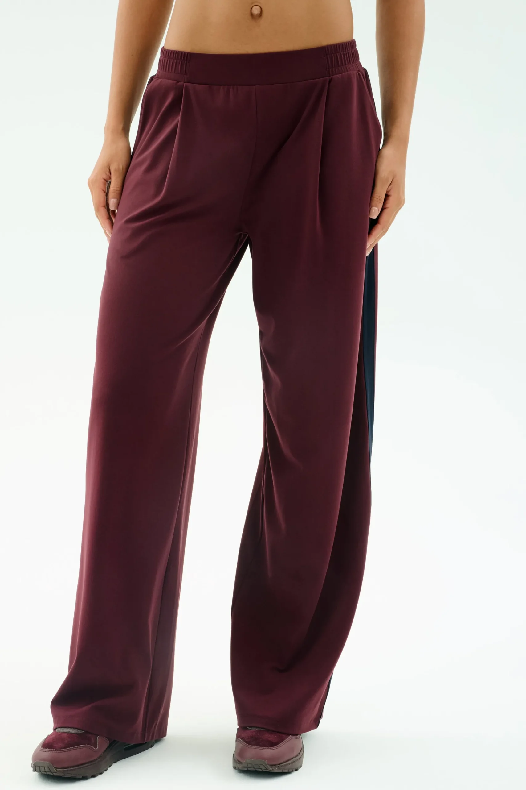 Hot Luca Airweight Trouser with Stripe Lifestyle Pants